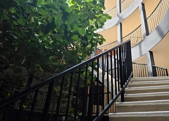 Hacienda 3br Pool, Parking & Padel Heushaven